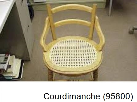 Chaise restaurée Courdimanche-95800