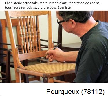 Chaise restaurée 